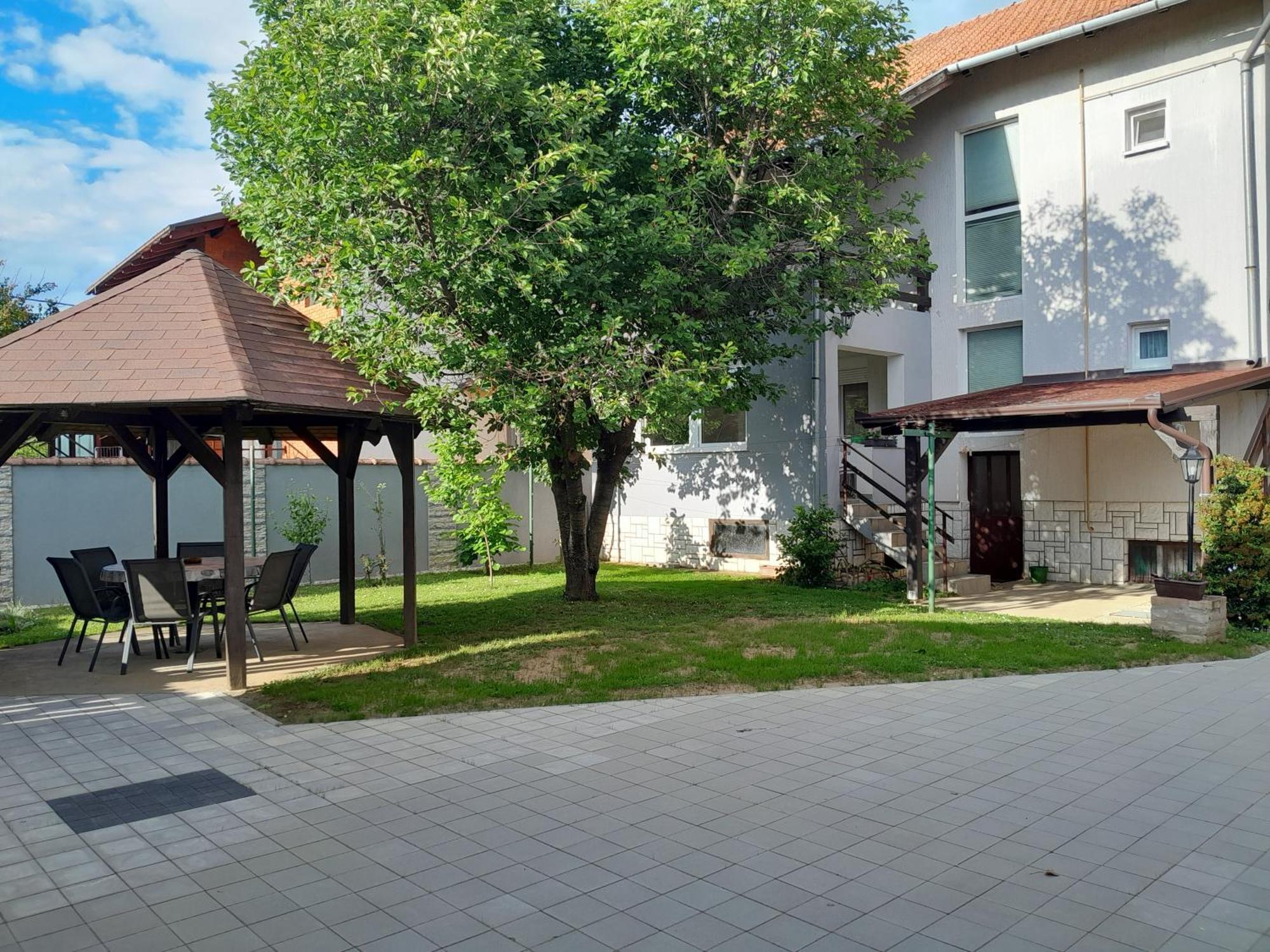 Apartman Kod Dide I Bake Vukovar Exterior foto